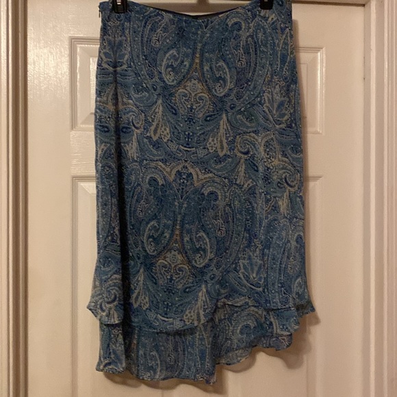 Emma James blue paisley, asymmetrical, ruffle hem skirt, women’s size 14 - Picture 4 of 9
